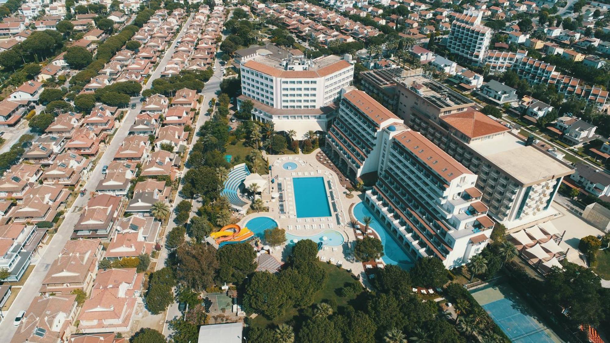 Batihan Beach Resort & Spa Кушадасы Экстерьер фото